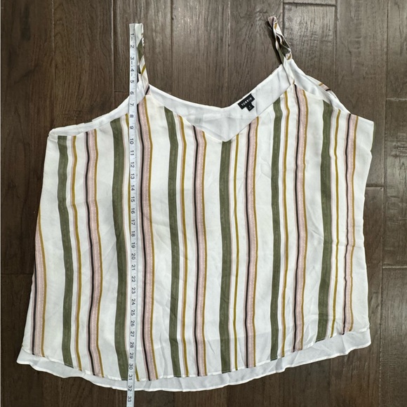 Torrid Tank Top - Picture 7 of 9